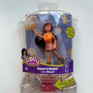 Polly Pocket Dance 'n Groove Club Shani Doll